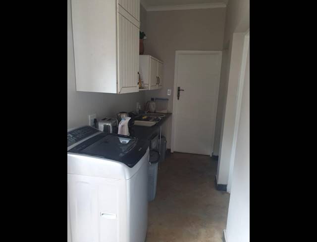 1 BEDROOM PROPERTY TO RENT IN RIETONDALE